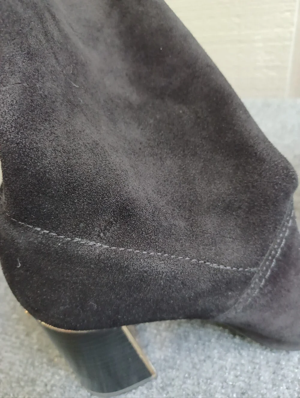 Tory Burch GIGI 85 MM Suede Slouch Knot Boot Size 7 Women In Black Quiet Luxury